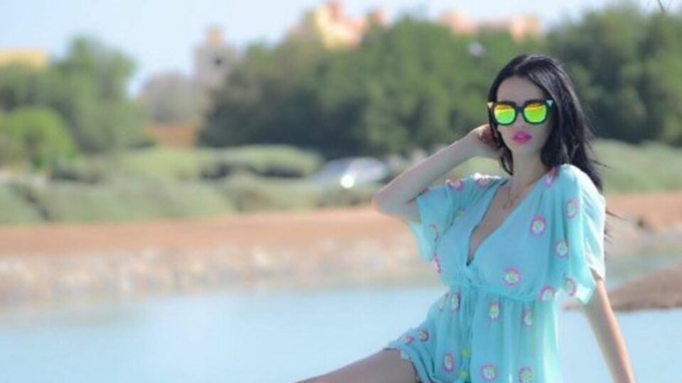 İmane Elbani kimdir, nereli?