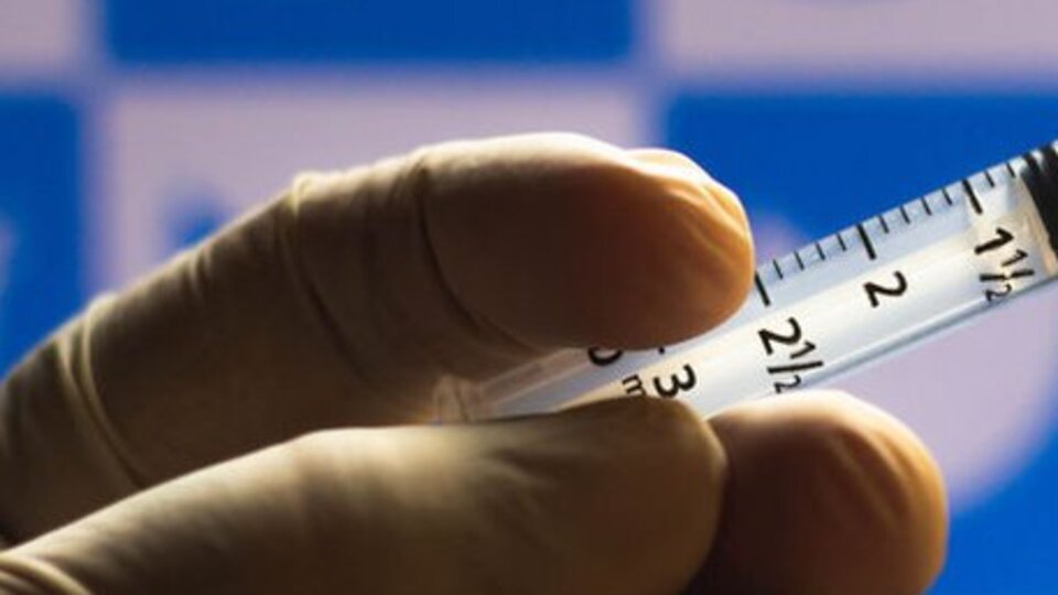 Twitter, aşılarla ilgili yanlış bilgi yayan hesapları kalıcı olarak engelleyecek