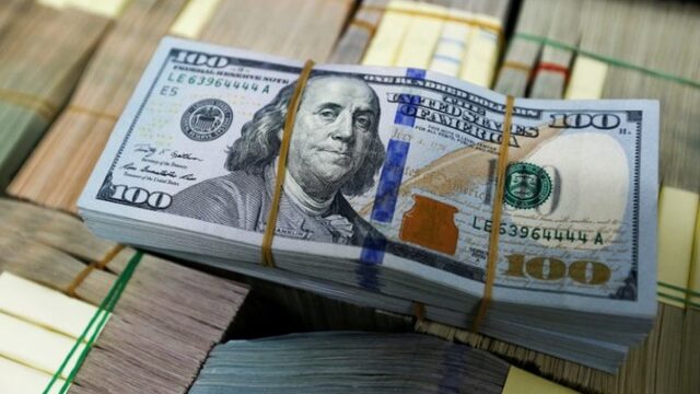 Hizmet sektörü 10 milyar dolar cari fazla verdi
