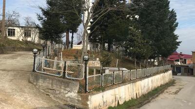 Mezar taşı söken kardeşlerin hapsi istendi