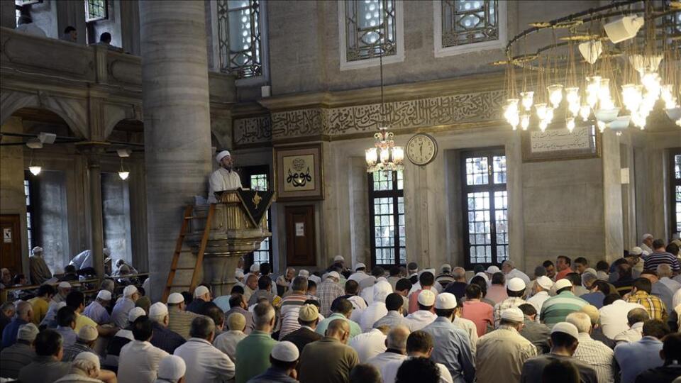 Adana Cuma namazı saati