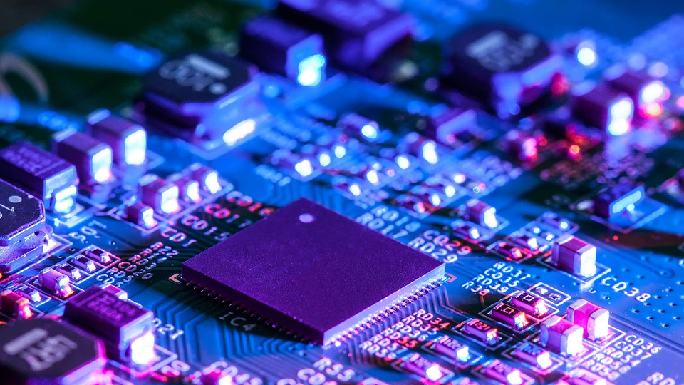 Elektrik-elektronikte pay arttı