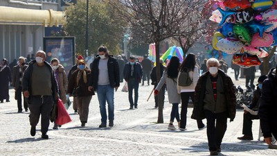 Vali isyan etti: İki ay hayırsız evlat olun