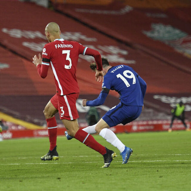 Liverpool'a bir darbe de Chelsea'den!
