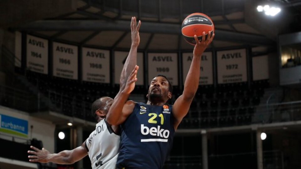 Fenerbahçe Beko, Fransa'da kazandı