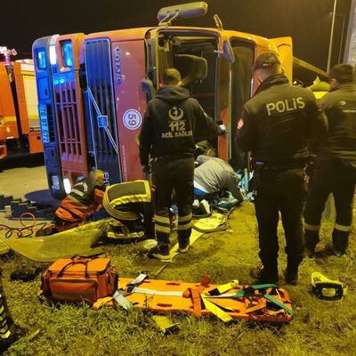 Korkunç kaza! Şoförün kolu koptu!