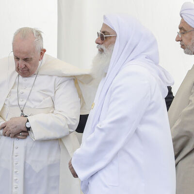 Papa, Irak ziyaretinde Kuran dinledi