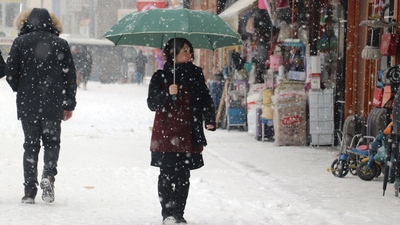 Üç kentte kuvvetli kar alarmı