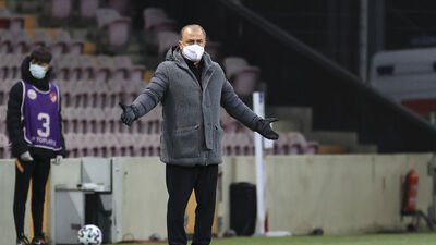 "Sivasspor'a kırmızı kart çıkmalıydı"