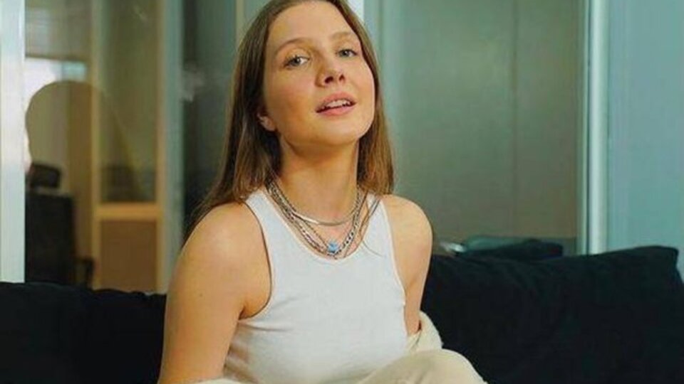 Selena dizisinin Nazlı'sı Dilara Kurtulmuş kimdir?