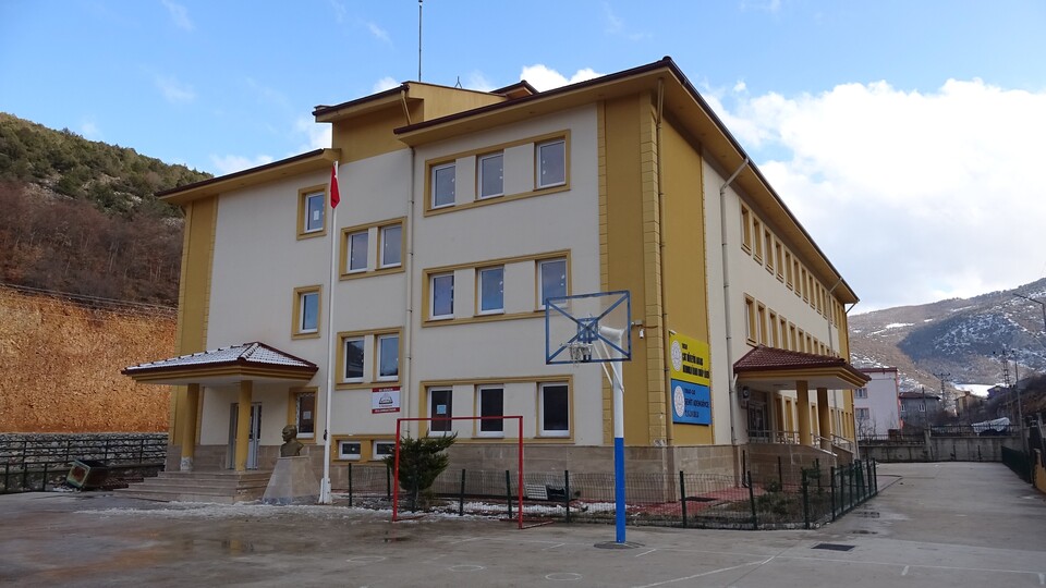 Tokat'ta korona alarmı! Eğitime ara verildi