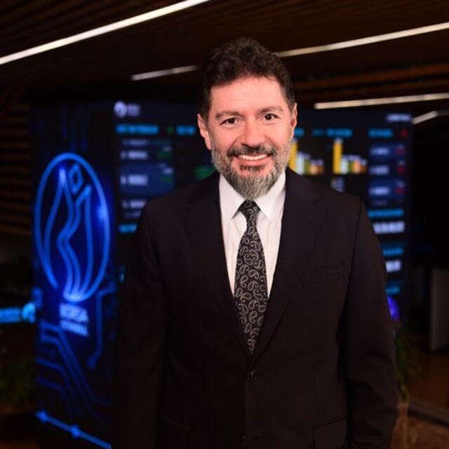 Hakan Atilla kimdir?