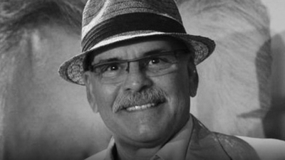 Rasim Öztekin'i kaybettik