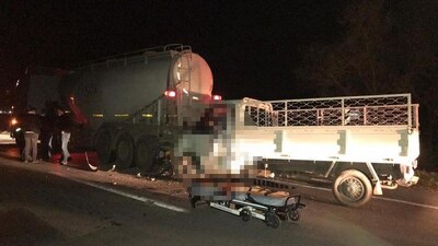 Kamyonet miksere arkadan çarptı: 1 ölü