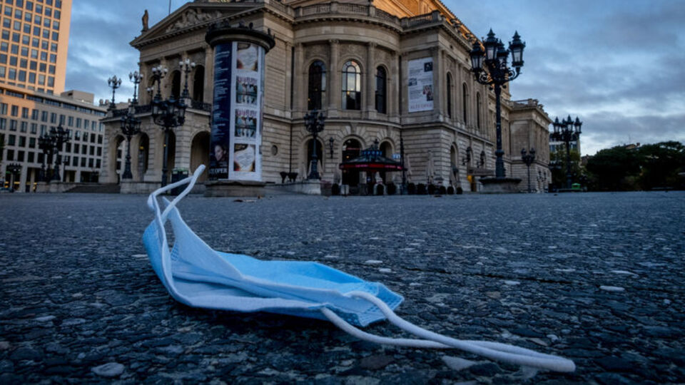 Almanya'da maske skandalı istifa getirdi!