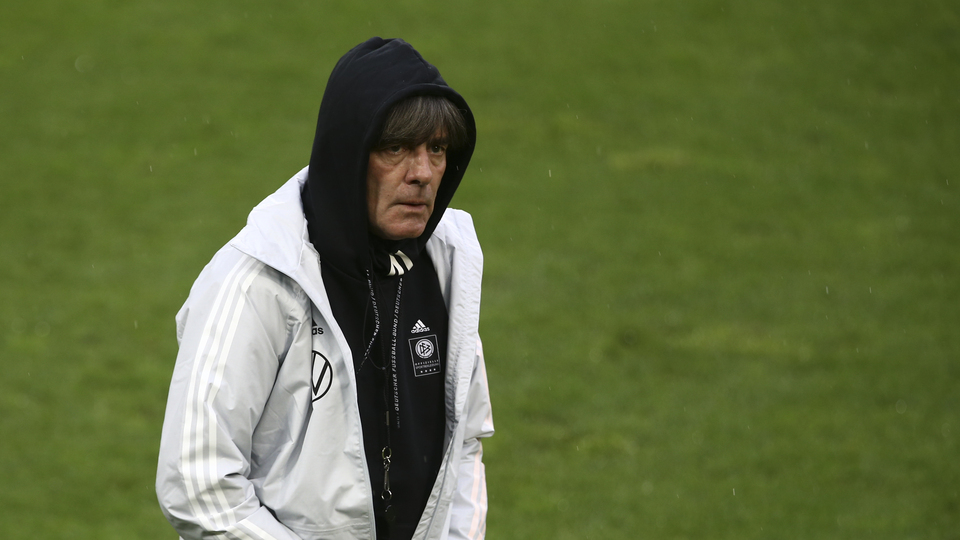 Löw bırakıyor! Resmi açıklama...