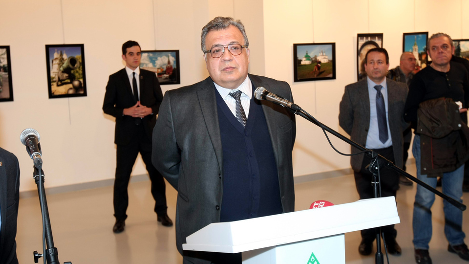 Karlov suikastında 5 sanığa müebbet