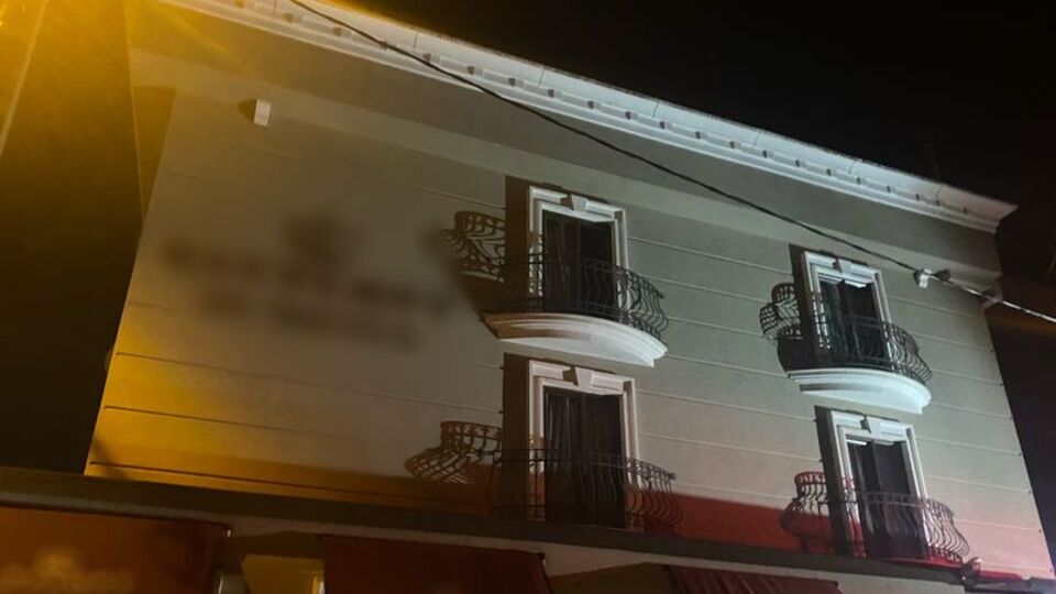 İstanbul'da otel yangını! Ekipler sevk edildi