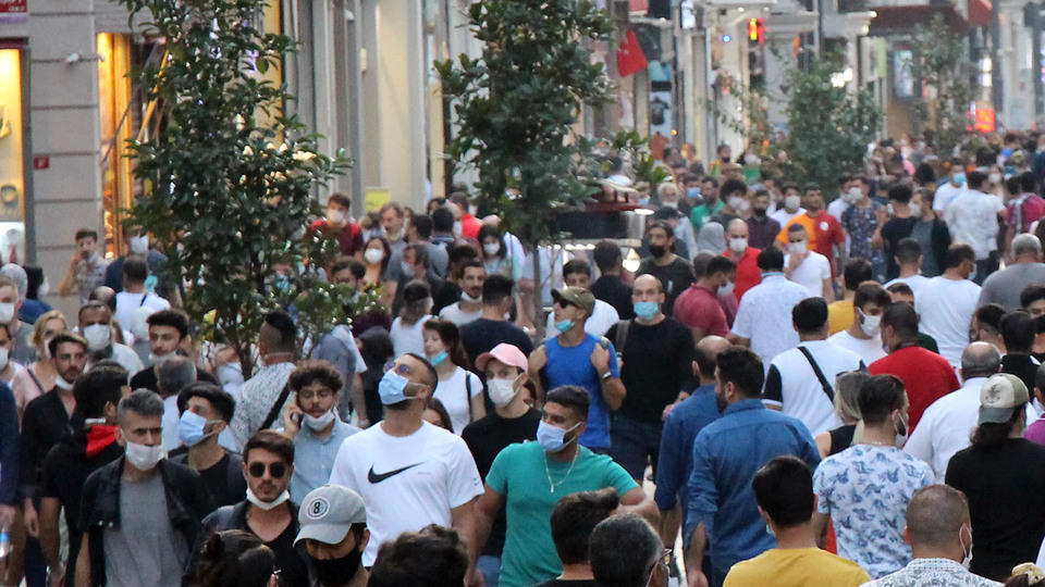'Kadınlar, koronavirüsü daha çok ciddiye alıyor'