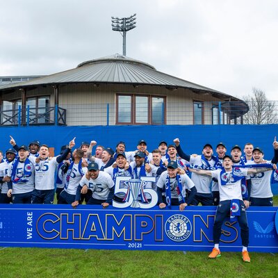 10 senede küllerinden doğdu!