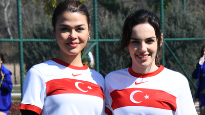 Ünlü isimler yeşil sahada buluştu