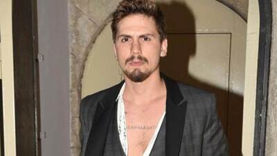 Emir Tarık Tekin kimdir?