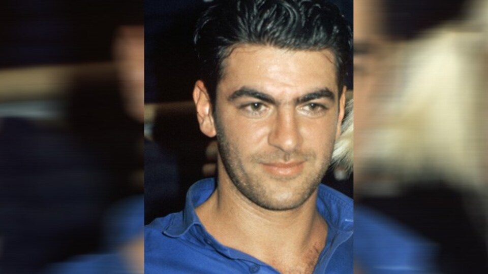 Karahan Çantay kimdir?