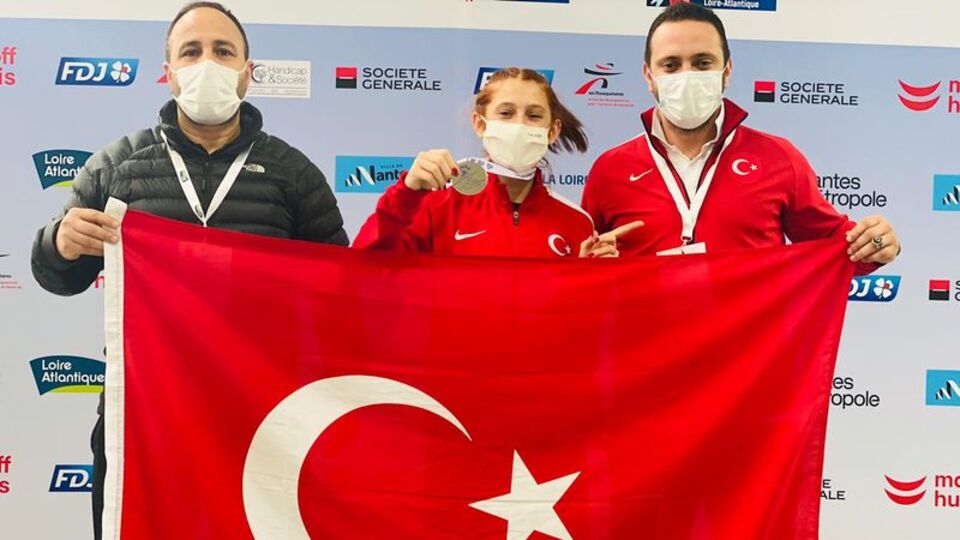 Altın kız Fatma Damla