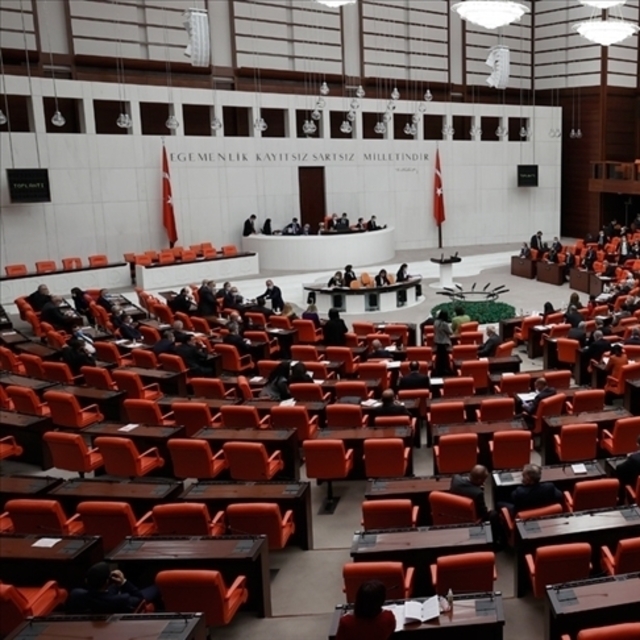 Torba kanun teklifi yasalaştı