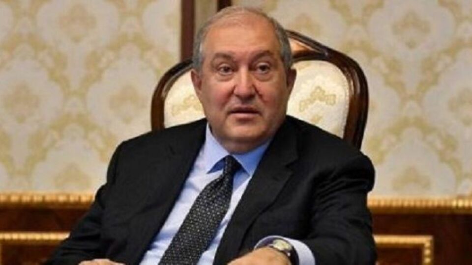 Ermenistan Cumhurbaşkanı hastaneye kaldırıldı!