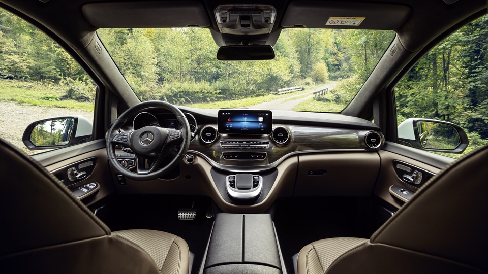 Ticari görünümlü otomobil satışa sunuldu