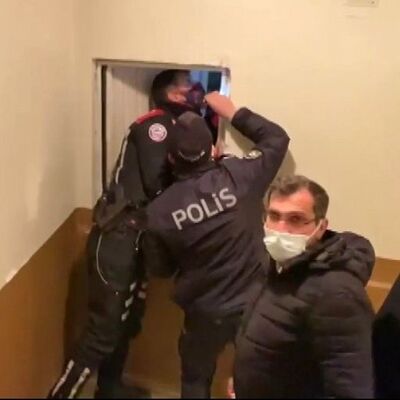 Kumarcılara operasyon: Havalandırma boşluğunda yakalandılar