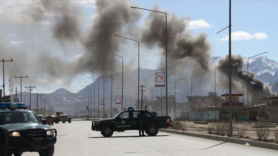 Afganistan'da bombalı saldırı: 8 ölü