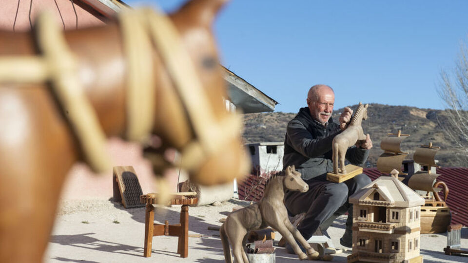 Ağaç dallarından sanat!