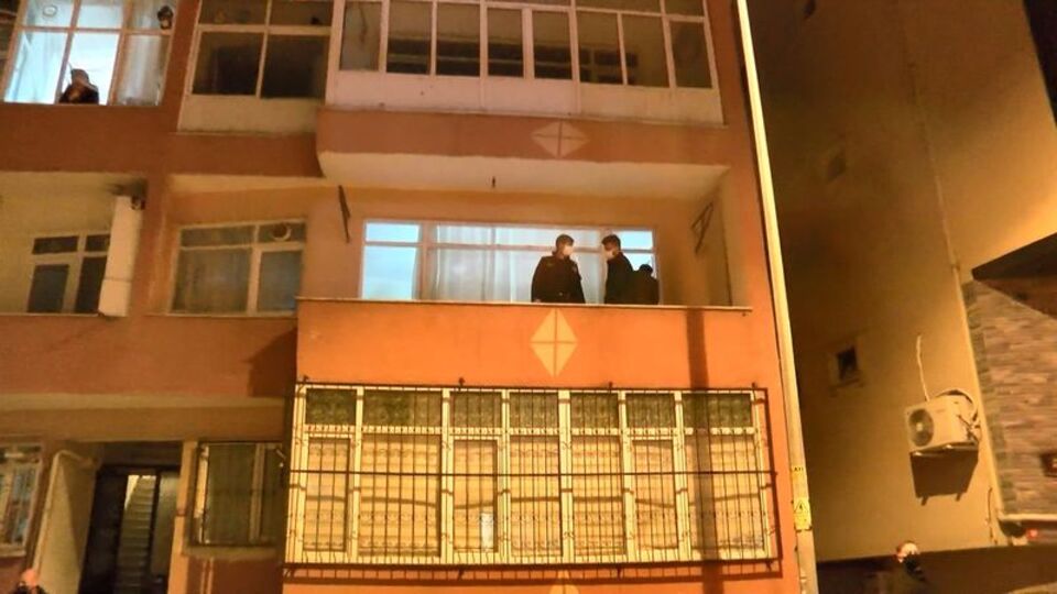 Yaşlı adam evinde ölü bulundu