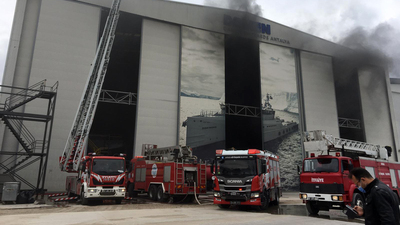 Gemi yapım atölyesinde korkutan yangın