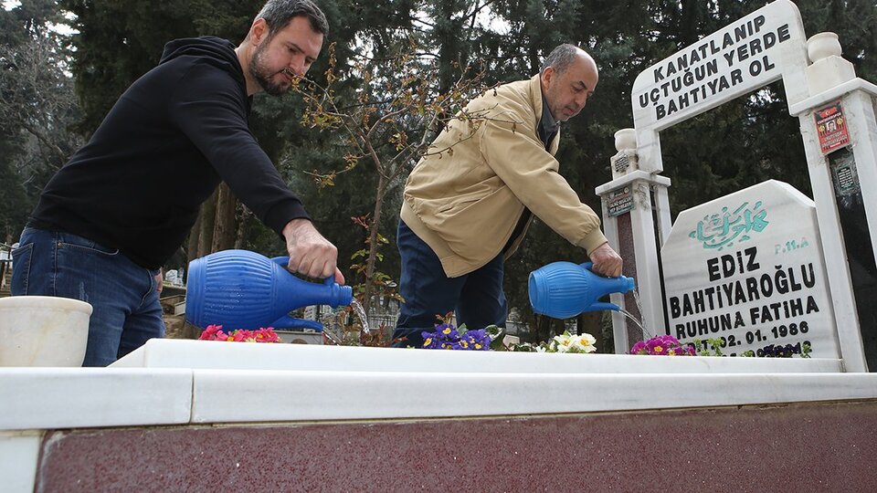 Ankaraspor'dan Ediz'in mezarına ziyaret