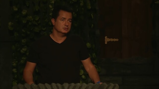 Survivor eleme adayı kim oldu?