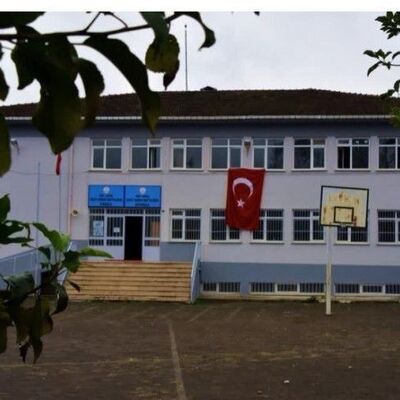 4 öğretmen, 6 öğrenci! Okul karantinada!