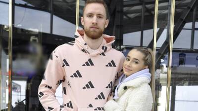 Aşıklar kahvaltıda