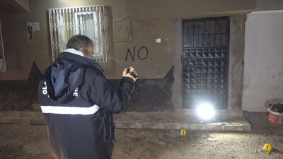 Evinin önünde pompalı tüfekle vuruldu!