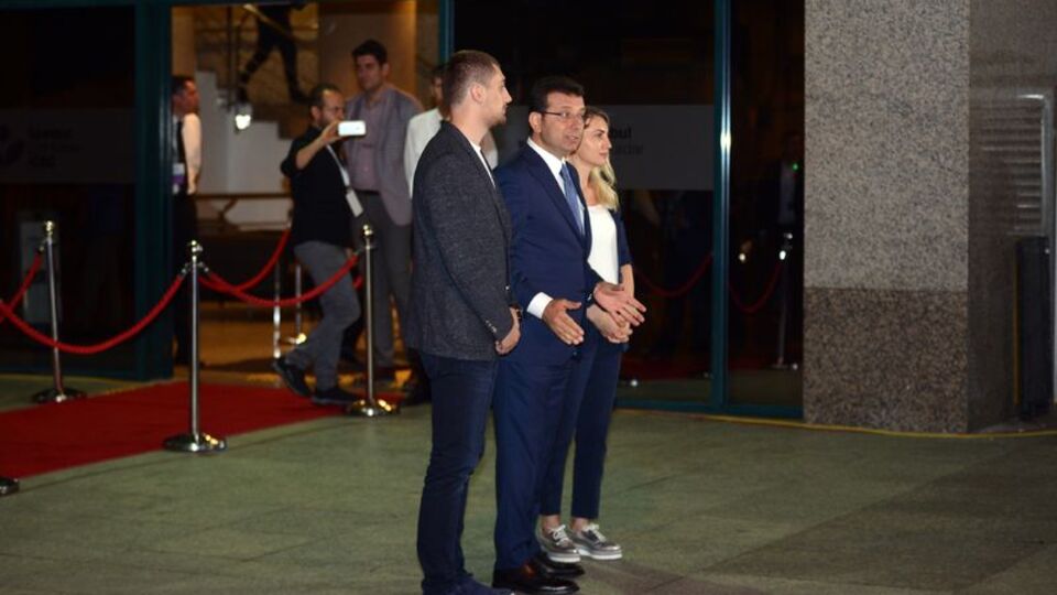 İmamoğlu'na Ordu Valisi'ne hakaretten ceza