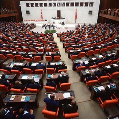 Türkiye'de kapatılan siyasi partiler hangileri?