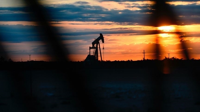Petrol talebinin geleceği temiz enerjiye bağlı