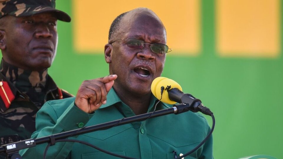 Tanzanya Devlet Başkanı Covid-19 söylentilerinin ardından hayatını kaybetti