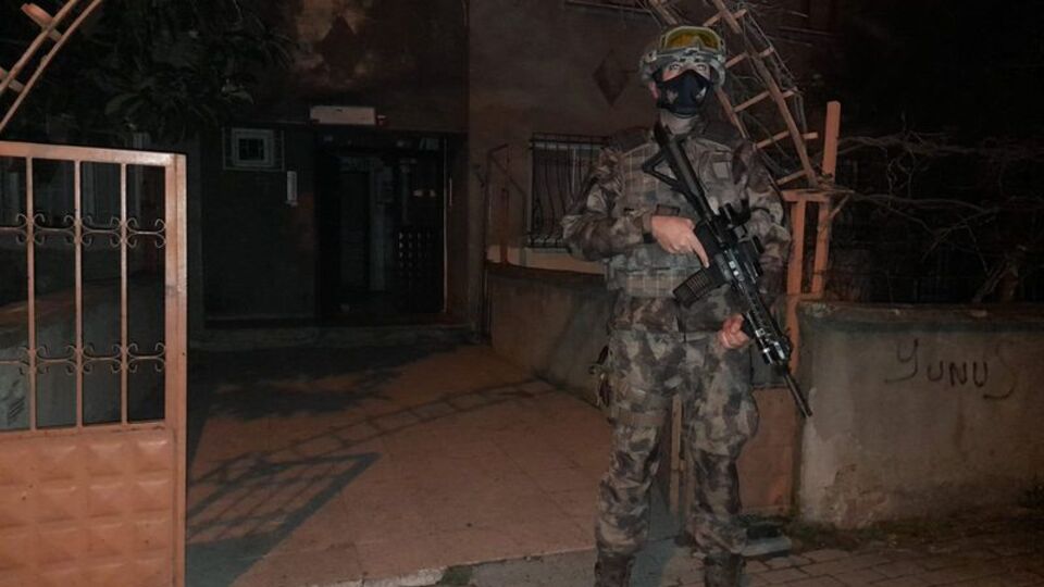 İstanbul'da suç örgütü operasyonu: Gözaltılar var
