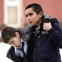 Orada bir okul var uzakta…