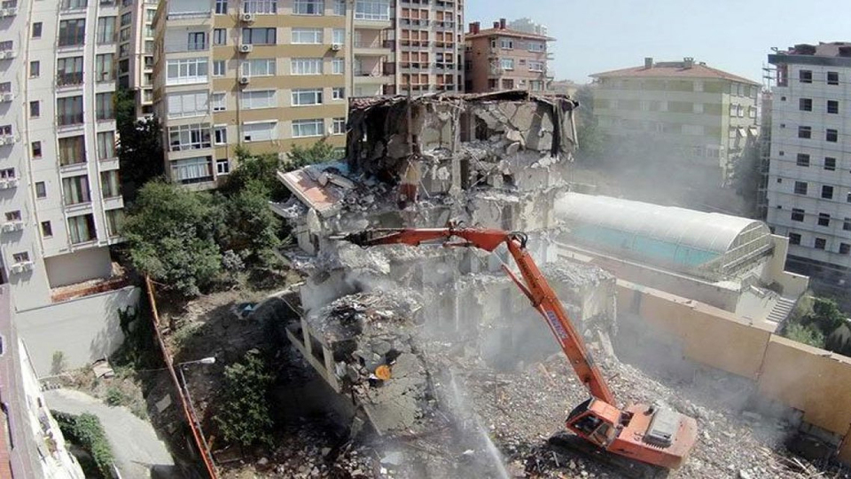 Müteahhitlerden iş yerleri için dönüşüm talebi