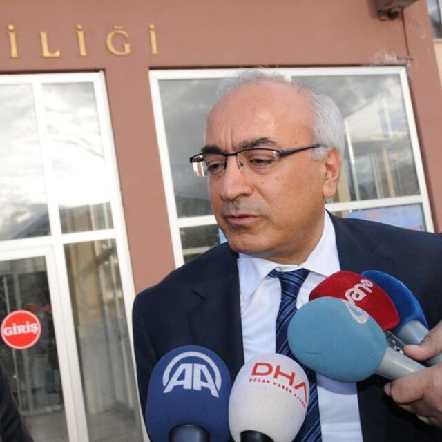 İHD Genel Başkanı gözaltına alındı