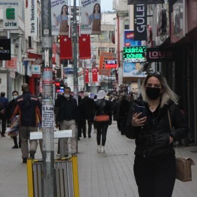 "5 öğretmenimizi kaybettik! 11 okul karantinada!"